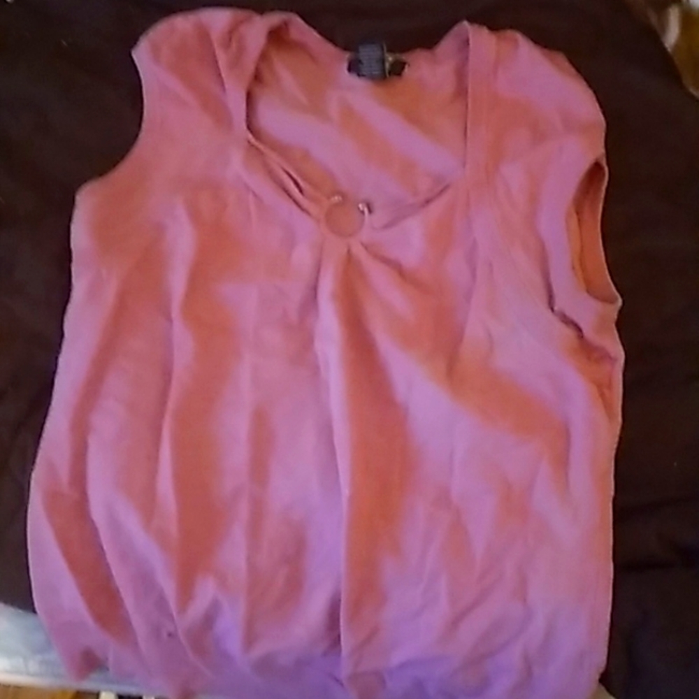Cute pink studio 1940 shirt